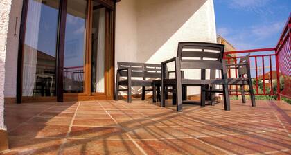 Spacious 3-bedroom apartment with WiFi,private parking and AC in beautiful Zadar