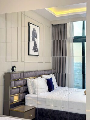 1 bedroom, WiFi, bed sheets
