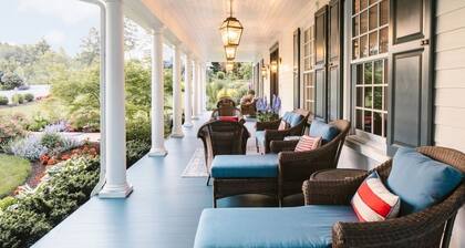 Luxe Waterfront estate on Puget Sound