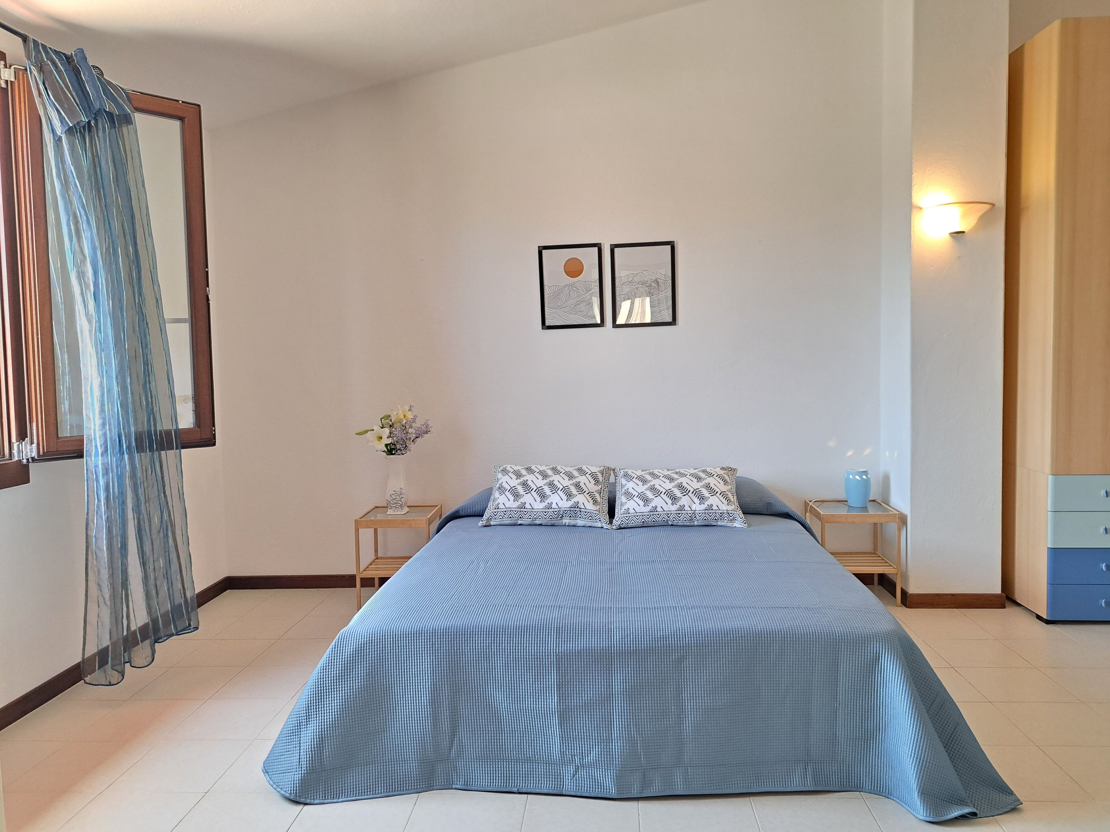2 Schlafzimmer, Schreibtisch, Bügeleisen/Bügelbrett, kostenloses WLAN