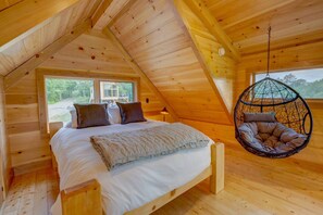 2 bedrooms, desk, free WiFi, bed sheets