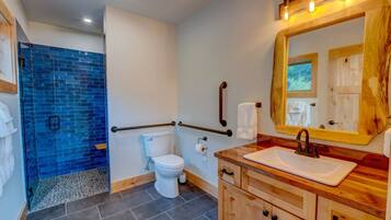 Umweltfreundliche Kosmetikartikel, Haartrockner, Handtücher