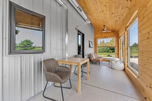 Interior - 2 Bedroom Barndominium with loft, minutes away from charming Elk Rapids (Kewadin)