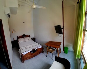 Double Room, Garden View | Wi-fi percuma