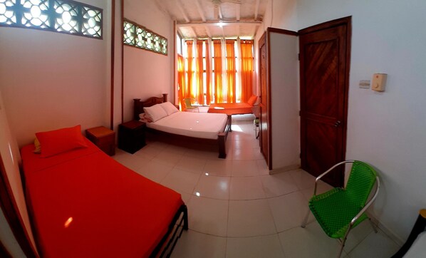 Family Room, City View | Wi-fi percuma