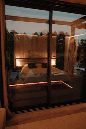 Interior - Lodge on the water in Dordogne (Parcoul-Chenaud)