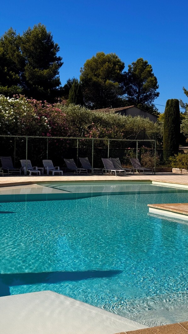Udendørs pool