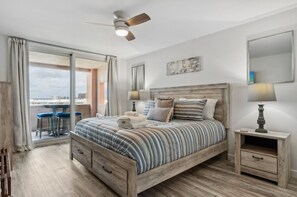 4 habitaciones, tabla de planchar con plancha, wifi y ropa de cama 