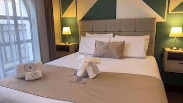 Quarto luxo | Individualmente decorados, escrivaninha