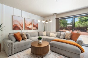 Smart TV, fireplace - Views, Hot Tub, Firepits, Easy Hiking Access In Neighborhood - Chapel, Sedona (Sedona)