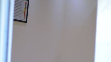 Basic Single Room | Desk, laptop workspace, free WiFi