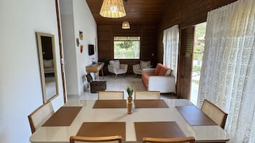 Rumah Deluks | Area keluarga