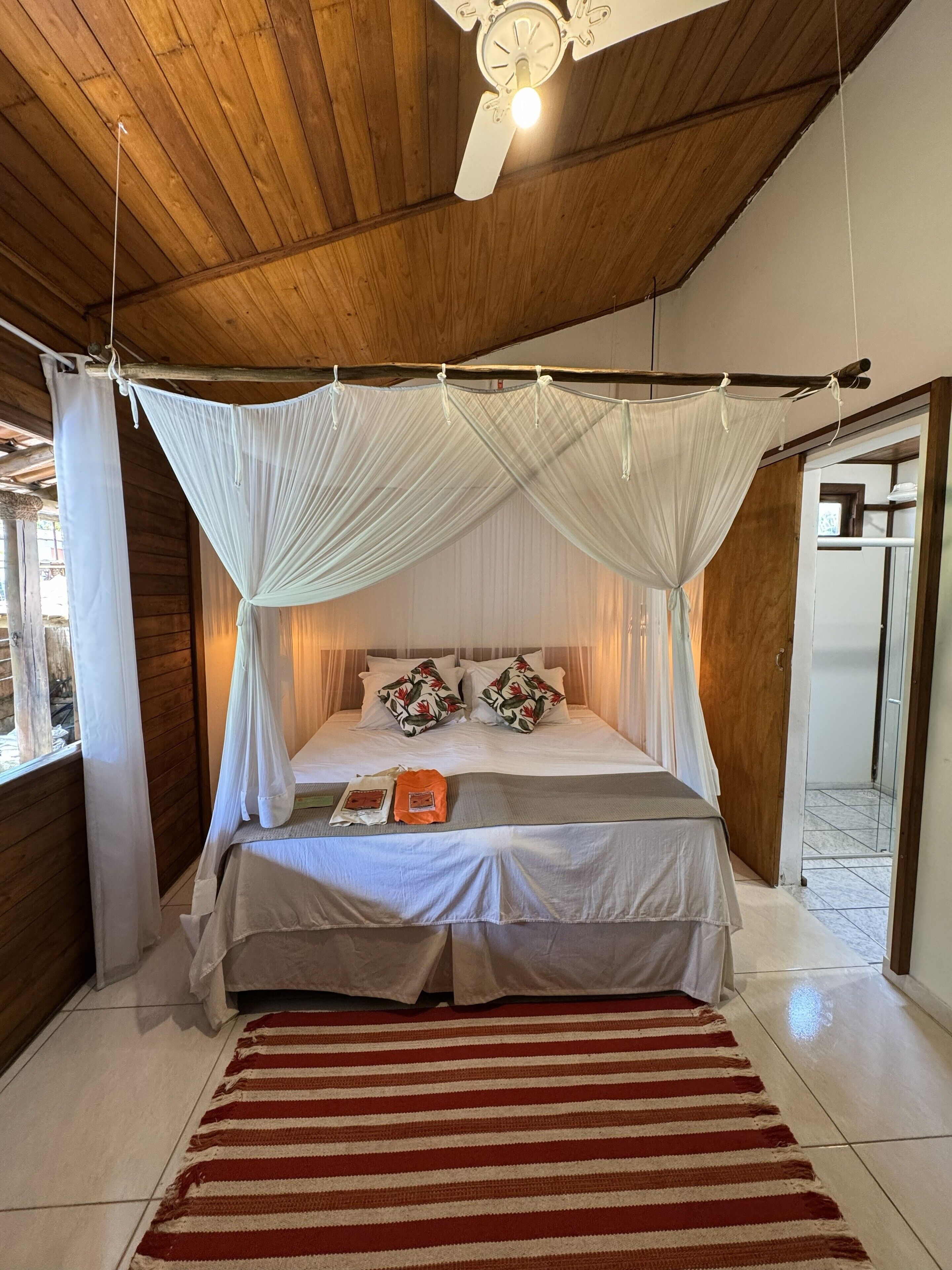 Deluxe House | Individually furnished, free WiFi