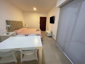 Appartement, 1 chambre, fumeurs, patio | Restauration
