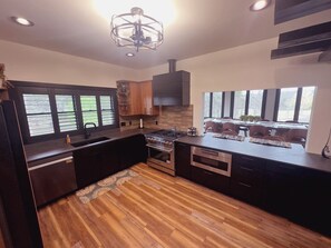 Microwave, oven, stovetop, dishwasher
