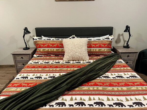 1 bedroom, iron/ironing board, WiFi, bed sheets