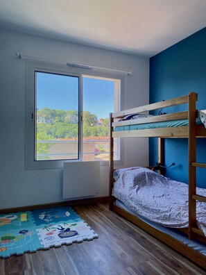 2 bedrooms, free WiFi