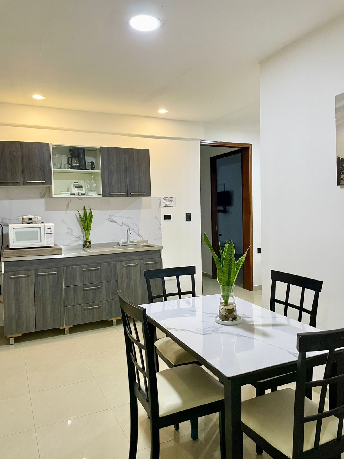 Familienapartment | Eigene Küche | Mikrowelle, Geschirrspüler, Kochgeschirr/Geschirr/Besteck