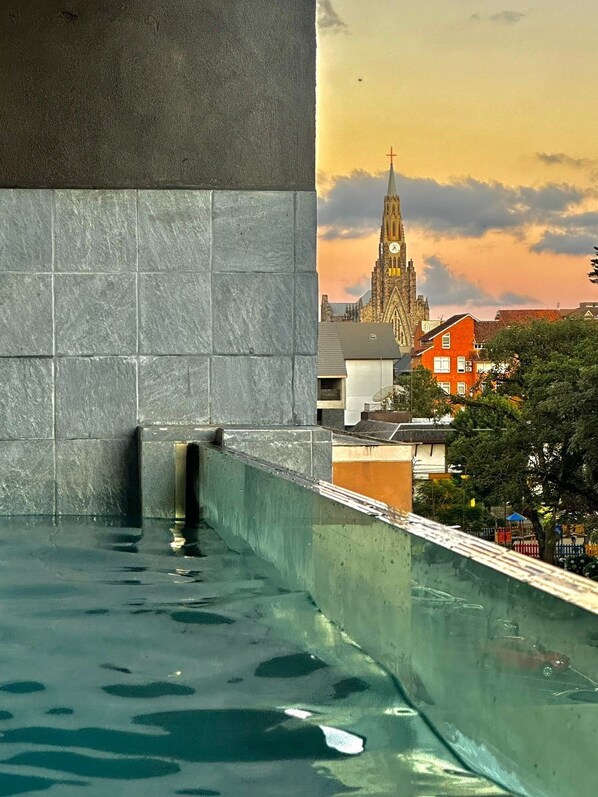 Uppvärmd pool