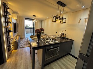 Fridge, microwave, oven, stovetop