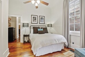2 chambres, bureau, fer et planche à repasser, Wi-Fi gratuit