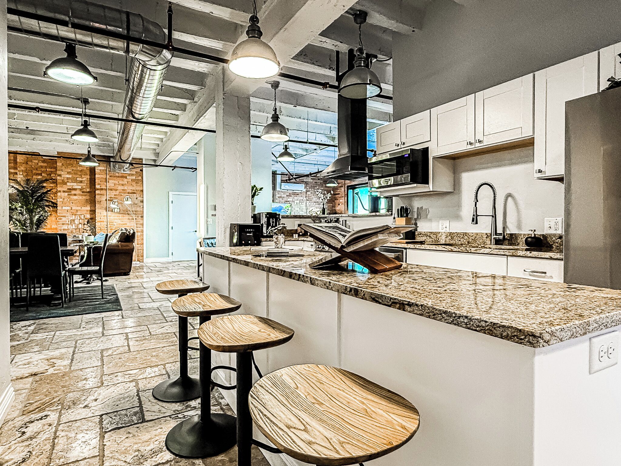 微波炉、烤箱、炉灶、洗碗机