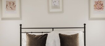 Stylish Townhouse Annexe Cheltenham