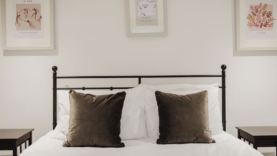 Stylish Townhouse Annexe Cheltenham