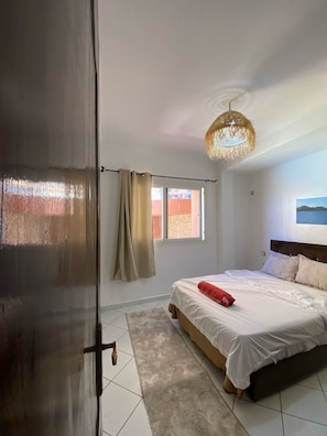 2 dormitorios, tabla de planchar con plancha, wifi y ropa de cama