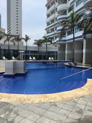 Laptop workspace, blackout curtains, soundproofing, free WiFi - SeaView FrontBeach Apartments  (Cartagena)