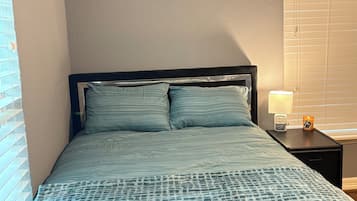 1 makuuhuone, silitysrauta/-lauta, Wi-Fi, vuodevaatteet