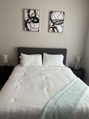 1 chambre, fer et planche à repasser, Wi-Fi gratuit, draps fournis