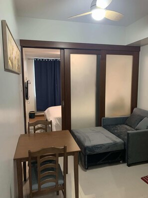 1 bedroom, iron/ironing board, WiFi, bed sheets