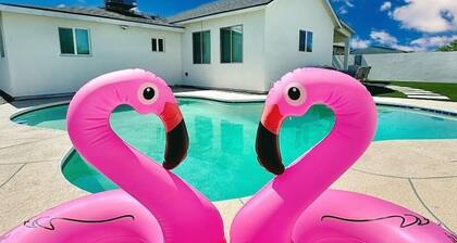 Modern Pool Home | 6 Min Airport | Sleeps 8 | PHX