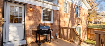 The Oak Escape - Ping-Pong - Nearby Trails