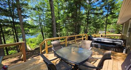 Foreman Lakefront Cabin Hot Tub! Dog Friendly!