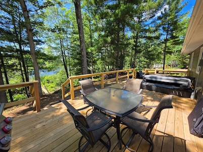 Foreman Lakefront Cabin Hot Tub! Dog Friendly!