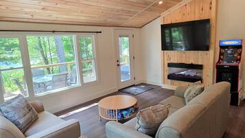 Smart TV, fireplace, DVD player, video library