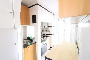 Oven, stovetop