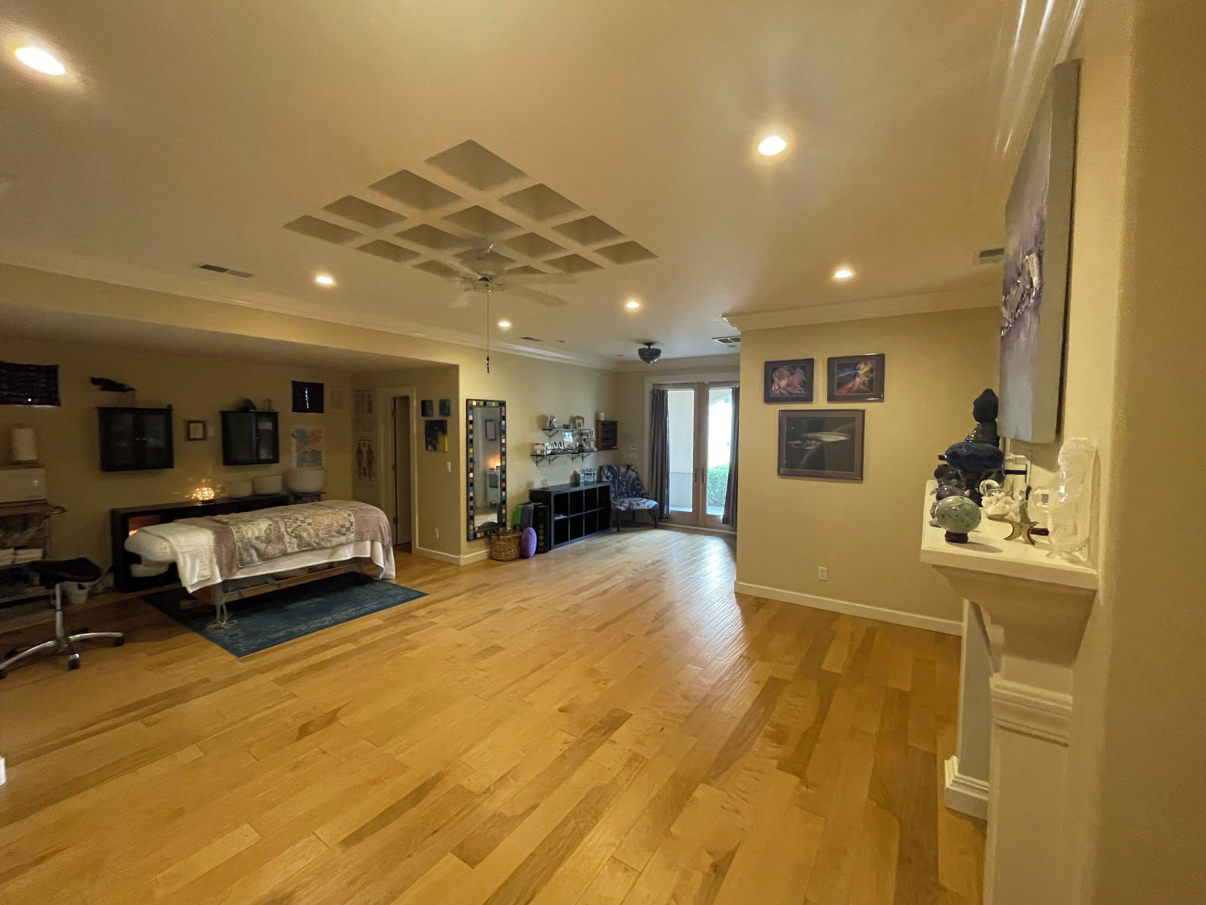 アイロン / アイロン台、WiFi (無料)