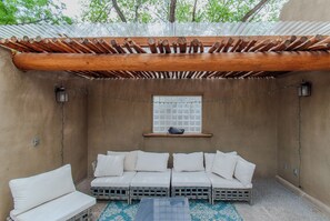 Foxfire | Terrace/patio