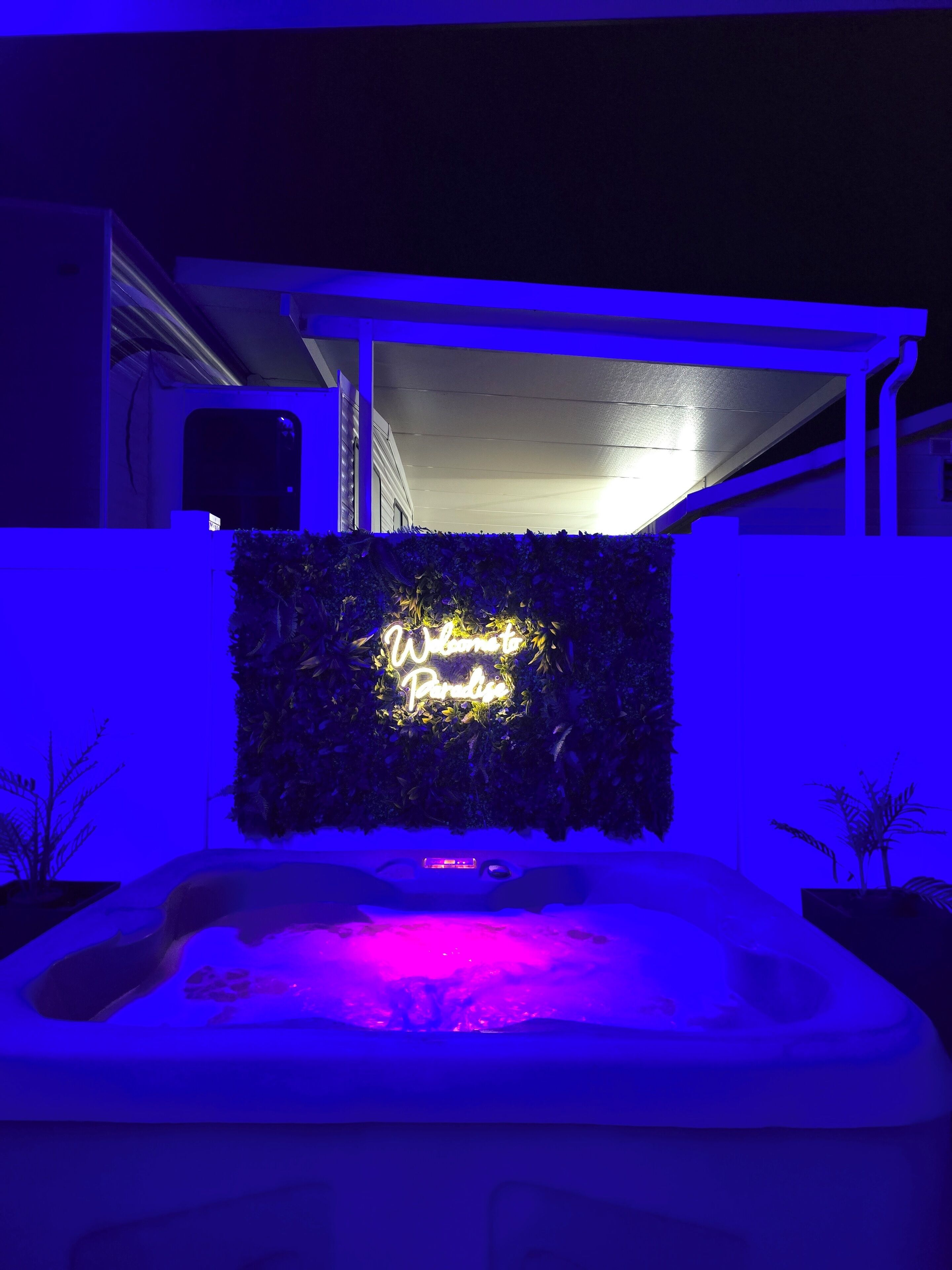 Bain à remous extérieur