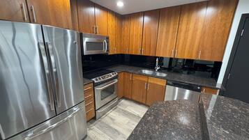 Microwave, oven, stovetop, dishwasher