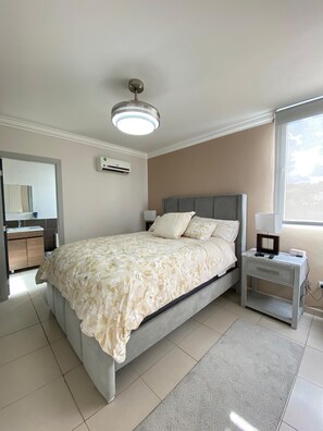 1 bedroom, iron/ironing board, free WiFi, bed sheets - Apartment, Torre Almendro, Residencial el Sauce. (Tegucigalpa)