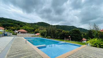 Alberca al aire libre