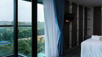 Family Double Room | Free WiFi, bed sheets