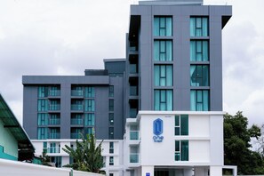 Exterior - One Budget Hotel Chiangrai Baanmai (Chiang Rai)