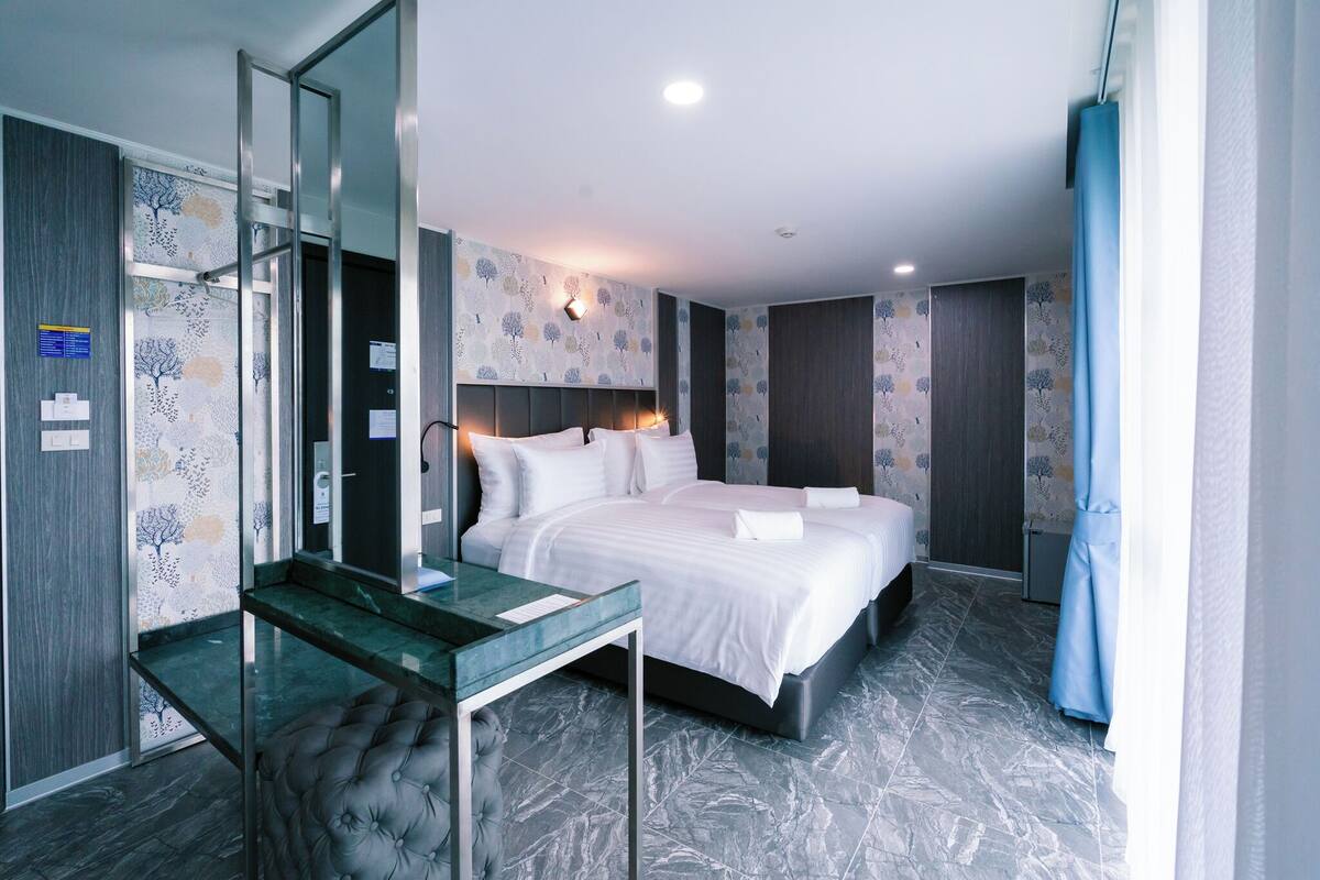 Wifi gratis y ropa de cama
