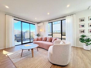 TV, offices