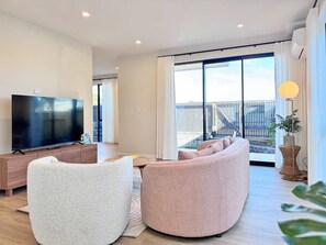 TV, offices